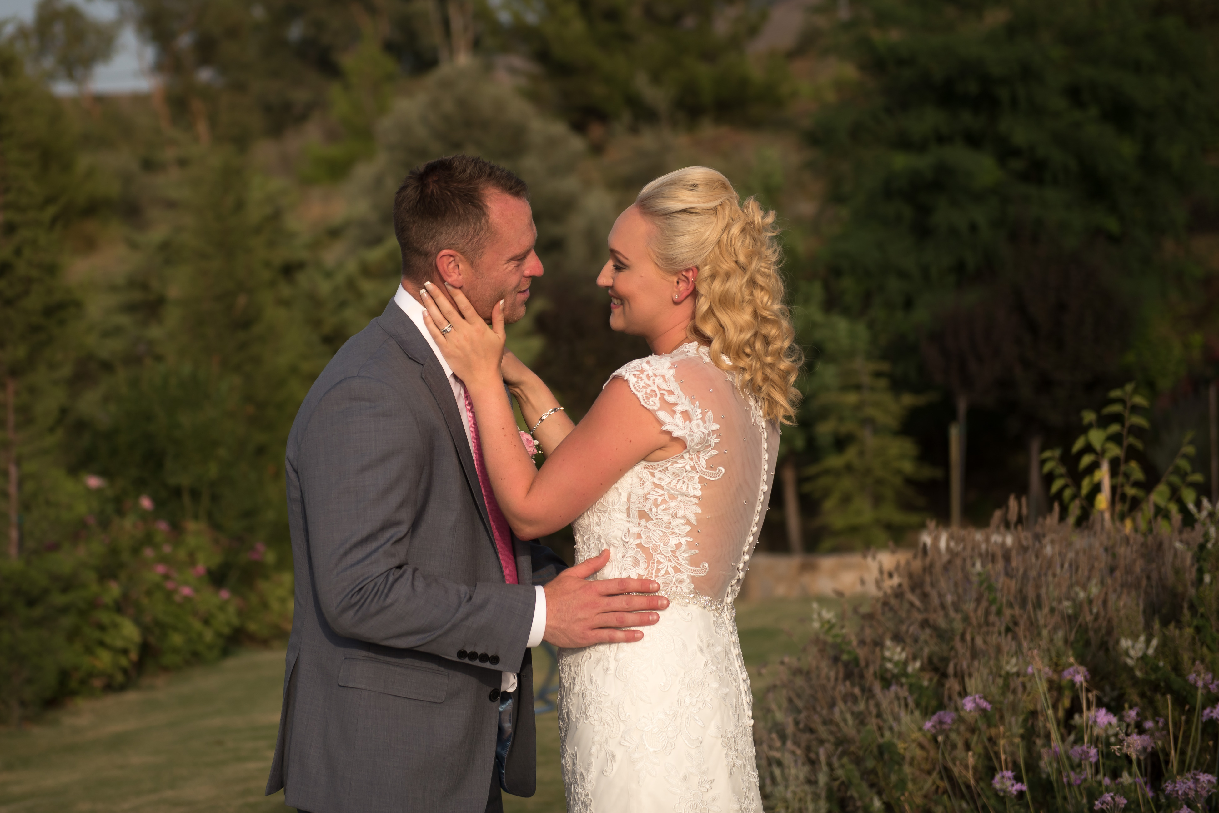 Wedding photographer in Greece