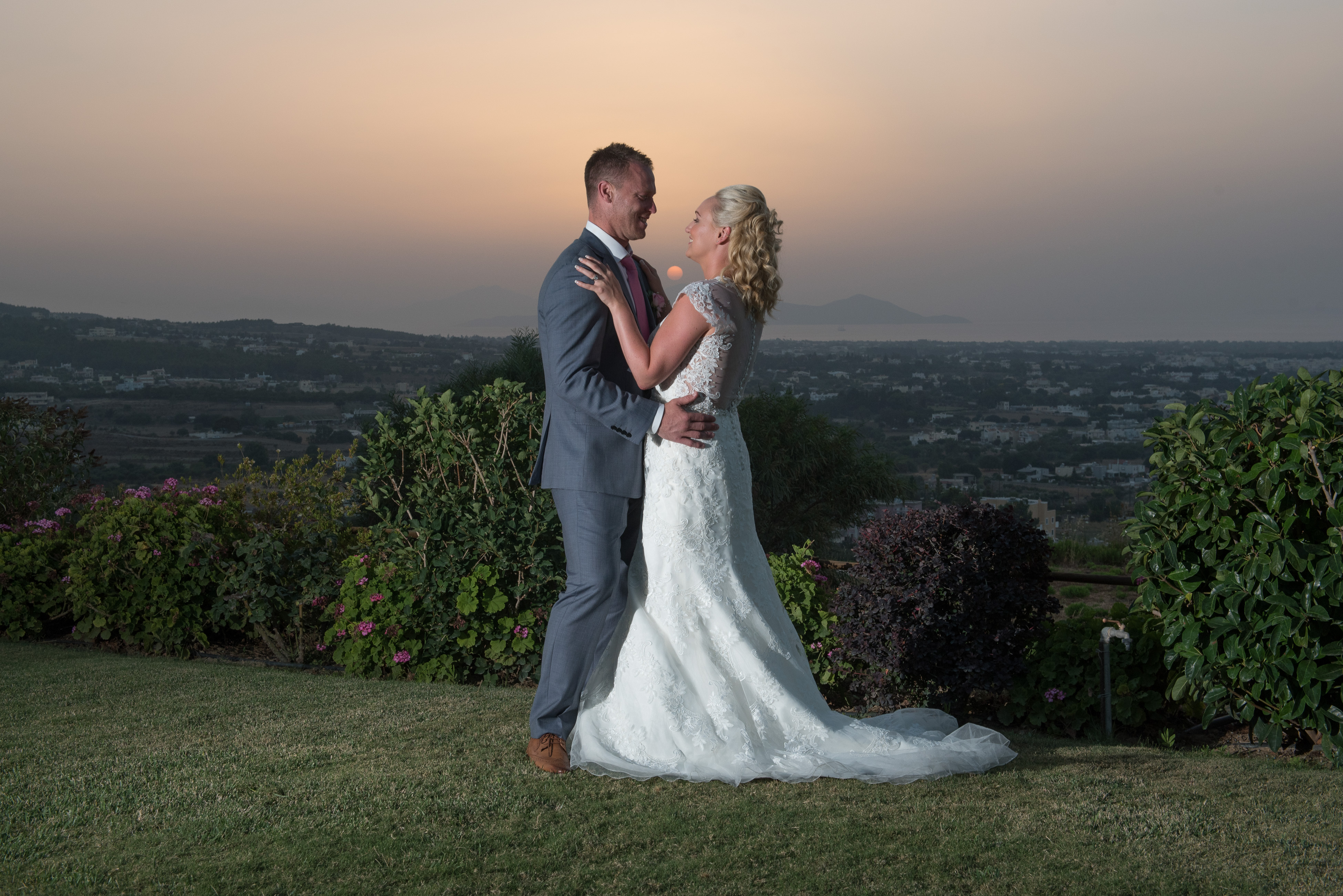 Wedding photographer in Greece