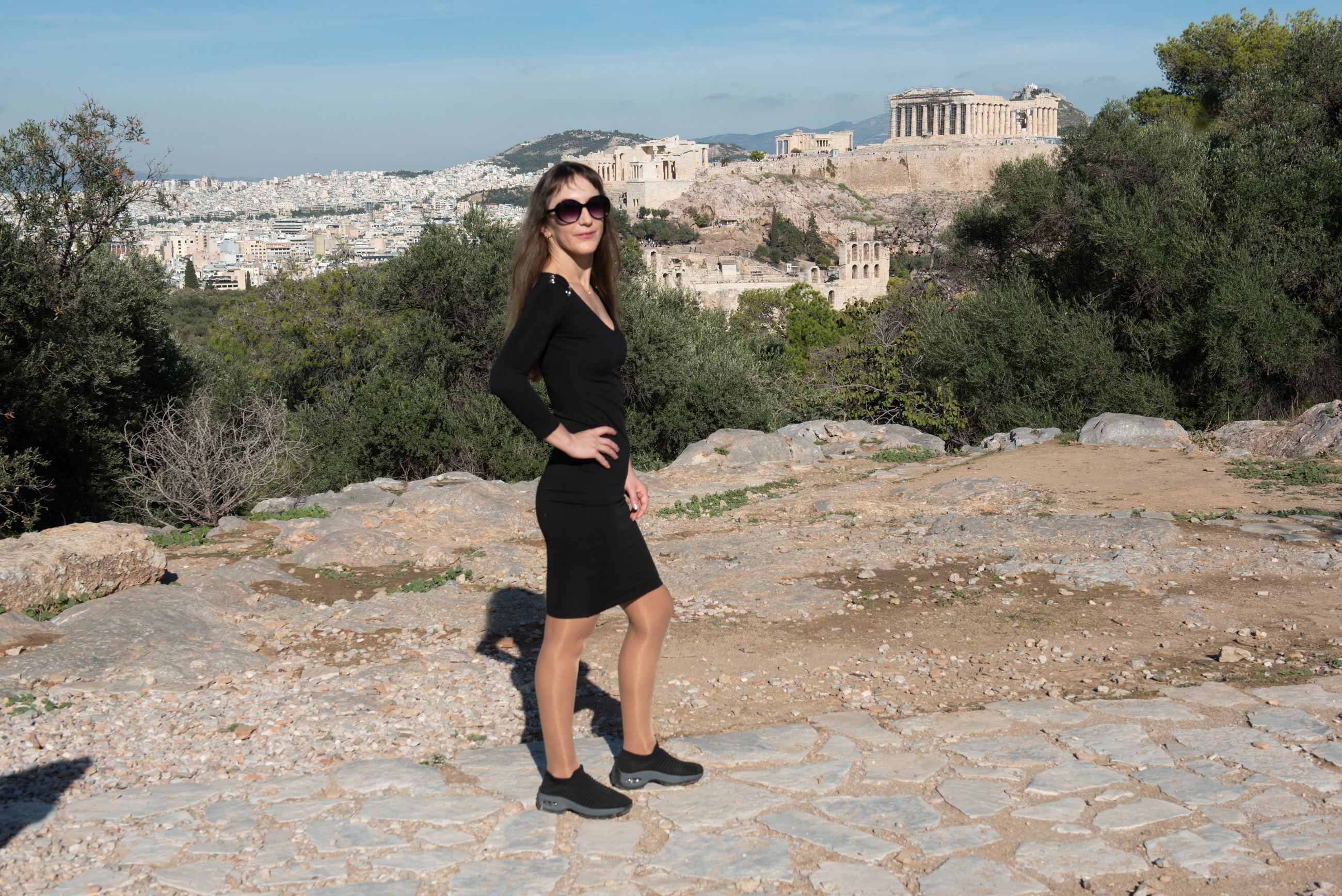 Athens photo shoot with view of Acropolis and Parthenon